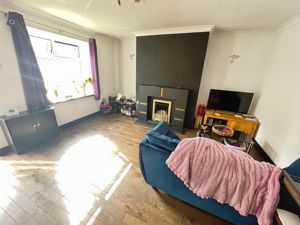 Lounge- click for photo gallery